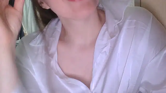Snapshot of mery_lou20252 chatting on 07-16-26, 06:03 mery lou20252 online show from 07-16-26, 06:03