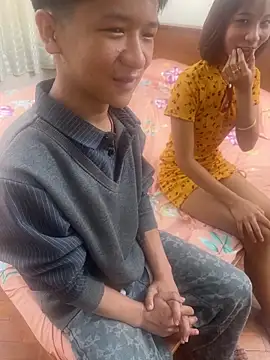 Snapshot of mei-678 chatting on 03-23-26, 03:38 mei-678 online show from 03-23-26, 03:38