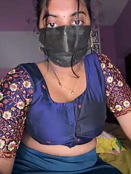 Snapshot of miss_eyekiller12 chatting on 06-28-26, 10:27 miss eyekiller12 online show from 06-28-26, 10:27