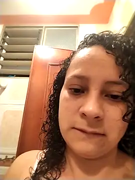 Sofia Alane online show from 04-12-26, 09:03