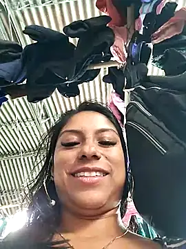 Snapshot of AngelicaStorms chatting on 06-05-26, 03:18 AngelicaStorms online show from 06-05-26, 03:18