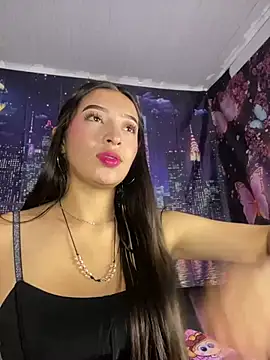 Itze Mua online show from 03-24-26, 03:11