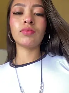 Itze Mua online show from 06-07-26, 06:11