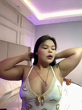 Snapshot of Ada_johansenn chatting on 04-05-26, 12:02 Ada johansenn online show from 04-05-26, 12:02