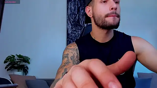 Santos ramirez1 online show from 06-11-26, 03:32