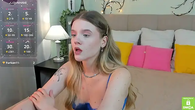 Emma peach online show from 07-14-26, 10:21