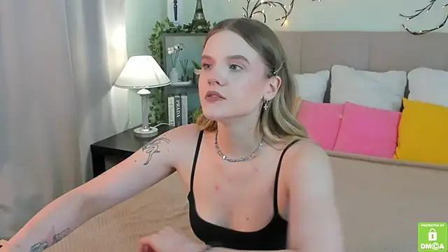 Emma peach online show from 07-15-26, 07:35