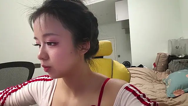 Snapshot of Sweet_Tang chatting on 03-30-26, 05:14 Sweet Tang online show from 03-30-26, 05:14