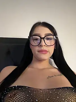 Hannaa blondee online show from 04-24-26, 10:45