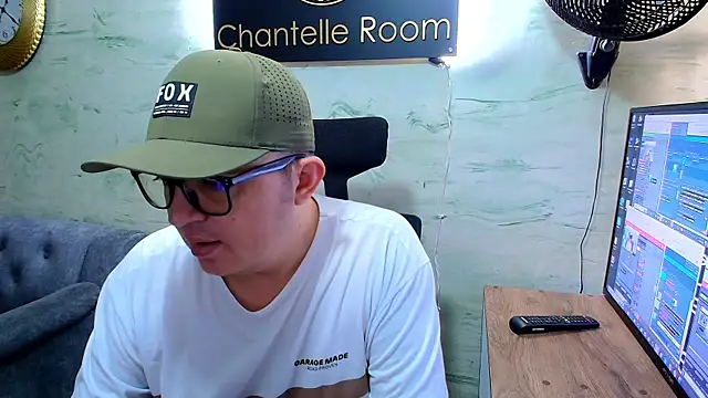 maximo daddy online show from 04-25-26, 12:19