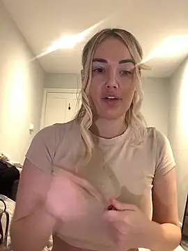 Snapshot of sineadxxx1 chatting on 03-31-26, 02:39 sineadxxx1 online show from 03-31-26, 02:39