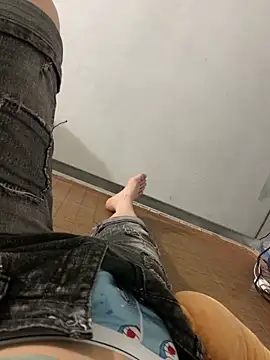 Snapshot of huuong1 chatting on 03-29-26, 07:41 huuong1 online show from 03-29-26, 07:41