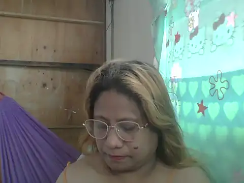 PinayChristine online show from 06-09-26, 04:35