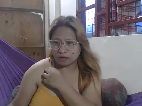 PinayChristine online show from 06-10-26, 10:25