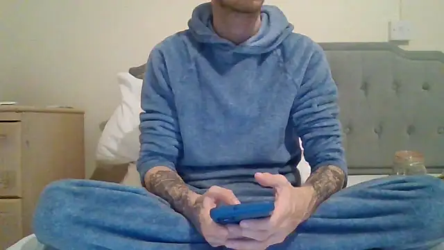 feetlovrr94 online show from 03-27-26, 09:03