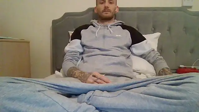 feetlovrr94 online show from 03-31-26, 10:21