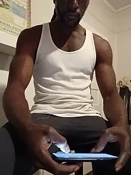 Snapshot of KingBlackStallion chatting on 06-14-26, 07:21 KingBlackStallion online show from 06-14-26, 07:21