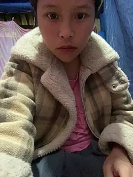 Snapshot of Hini-cute chatting on 03-24-26, 01:21 Hini-cute online show from 03-24-26, 01:21