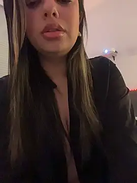 Lusty Lunaa online show from 04-06-26, 07:42