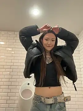 Snapshot of SaintSquirt chatting on 03-25-26, 11:38 SaintSquirt online show from 03-25-26, 11:38