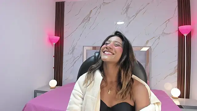 EsperanzaMora online show from 04-18-26, 11:58
