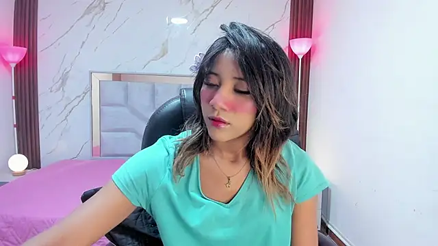 EsperanzaMora online show from 04-21-26, 11:49