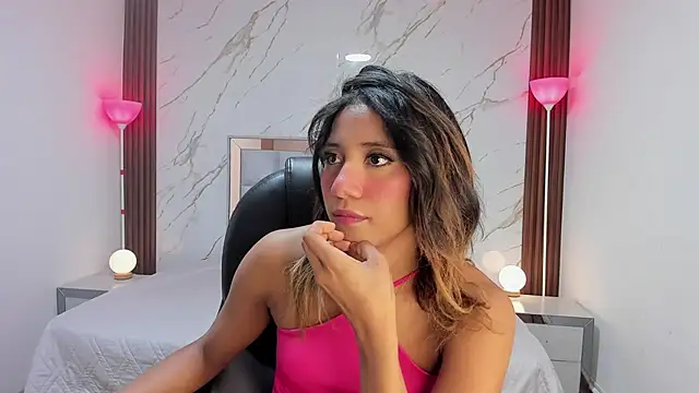 EsperanzaMora online show from 04-23-26, 12:29