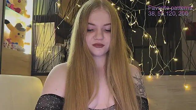 Snapshot of Alice_berry chatting on 06-28-26, 10:49 Alice berry online show from 06-28-26, 10:49