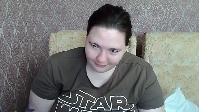 Snapshot of ElviraOreilllyX chatting on 04-10-26, 05:34 ElviraOreilllyX online show from 04-10-26, 05:34