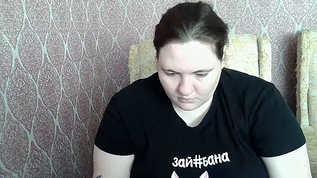 Snapshot of ElviraOreilllyX chatting on 04-14-26, 12:55 ElviraOreilllyX online show from 04-14-26, 12:55