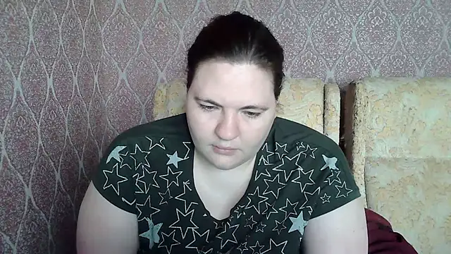 Snapshot of ElviraOreilllyX chatting on 04-16-26, 05:52 ElviraOreilllyX online show from 04-16-26, 05:52