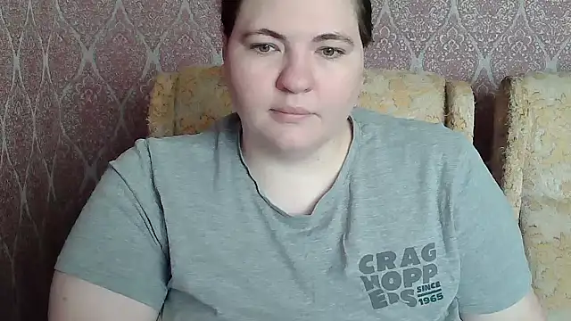 Snapshot of ElviraOreilllyX chatting on 04-28-26, 05:12 ElviraOreilllyX online show from 04-28-26, 05:12