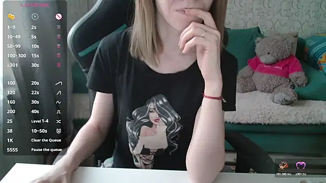 Snapshot of Ricky_Chadwick_ chatting on 03-26-26, 03:50 Ricky Chadwick online show from 03-26-26, 03:50