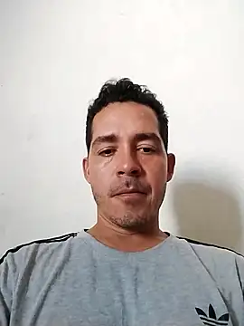 Gabriel leon33 online show from 04-13-26, 08:03