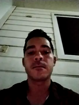 Snapshot of Gabriel_leon33 chatting on 06-24-26, 03:16 Gabriel leon33 online show from 06-24-26, 03:16
