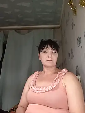 Snapshot of Milashkaqw chatting on 03-25-26, 10:05 Milashkaqw online show from 03-25-26, 10:05