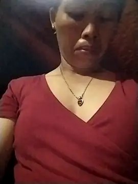 Ely-cute2k online show from 04-27-26, 01:53