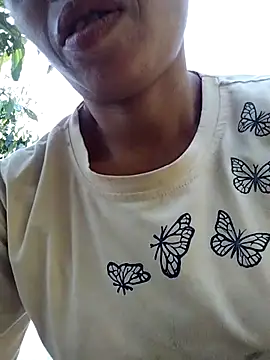 Ely-cute2k online show from 05-27-26, 01:57