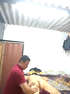 Snapshot of DosAlmasArdientesED chatting on 04-02-26, 10:29 DosAlmasArdientesED online show from 04-02-26, 10:29