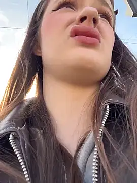 Snapshot of your_babymila chatting on 03-29-26, 12:16 your babymila online show from 03-29-26, 12:16