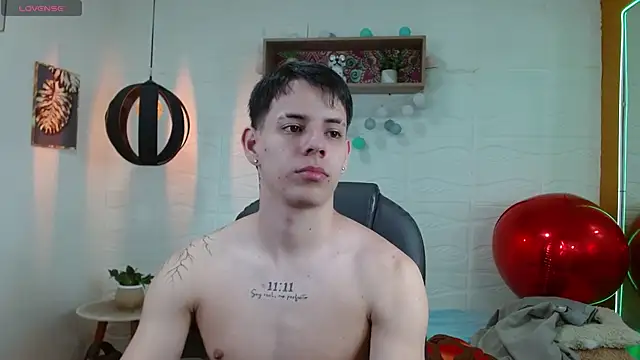 RoaSexi25 online show from 03-31-26, 01:18