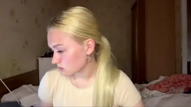 Sophia Blonde online show from 05-19-26, 03:40