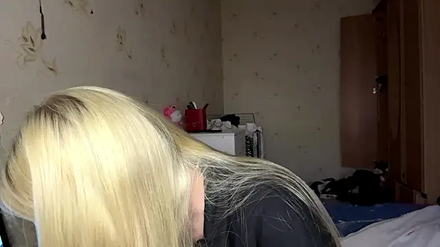 Sophia Blonde online show from 05-27-26, 03:31