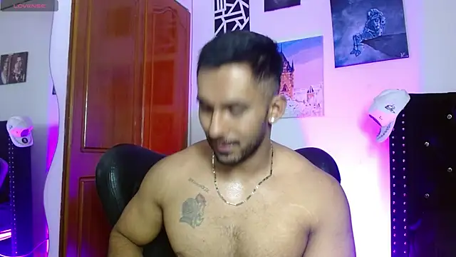 romanpearce  online show from 07-27-26, 05:53