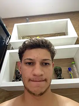 Snapshot of Fabioxxee chatting on 03-24-26, 08:36 Fabioxxee online show from 03-24-26, 08:36