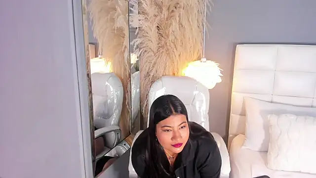 Snapshot of EmilyDrak chatting on 03-27-26, 04:18 EmilyDrak online show from 03-27-26, 04:18