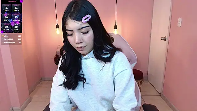 Soffi x x  online show from 06-06-26, 08:52