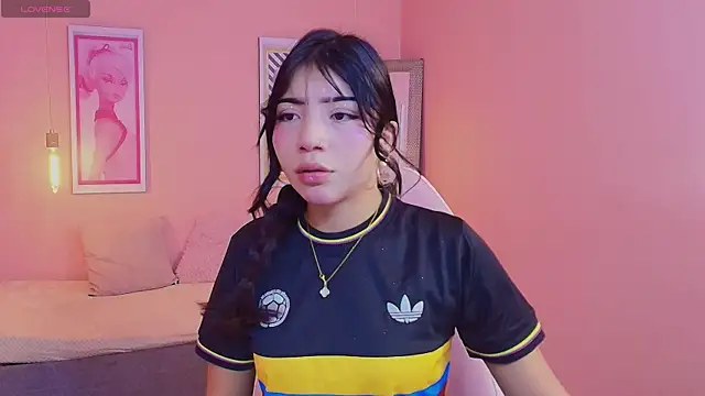 Soffi x x  online show from 07-04-26, 03:24