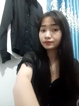 Snapshot of Xiangchuu chatting on 03-25-26, 01:11 Xiangchuu online show from 03-25-26, 01:11