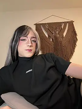 Diamondpierce online show from 06-25-26, 08:35